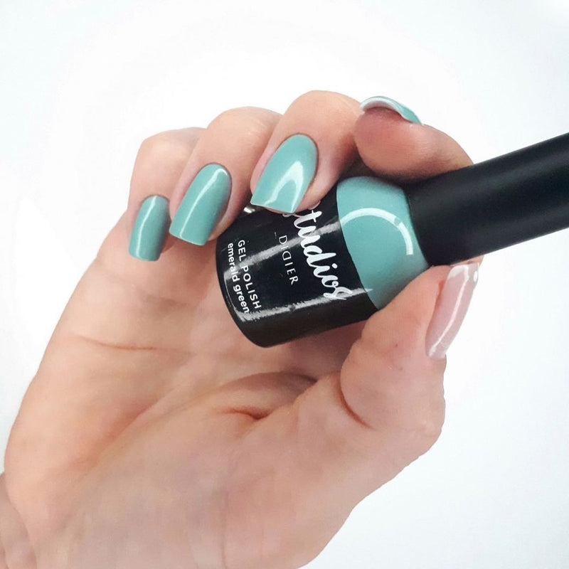 Hybrid Nagellack Studios Didier - Emerald green, 8ml