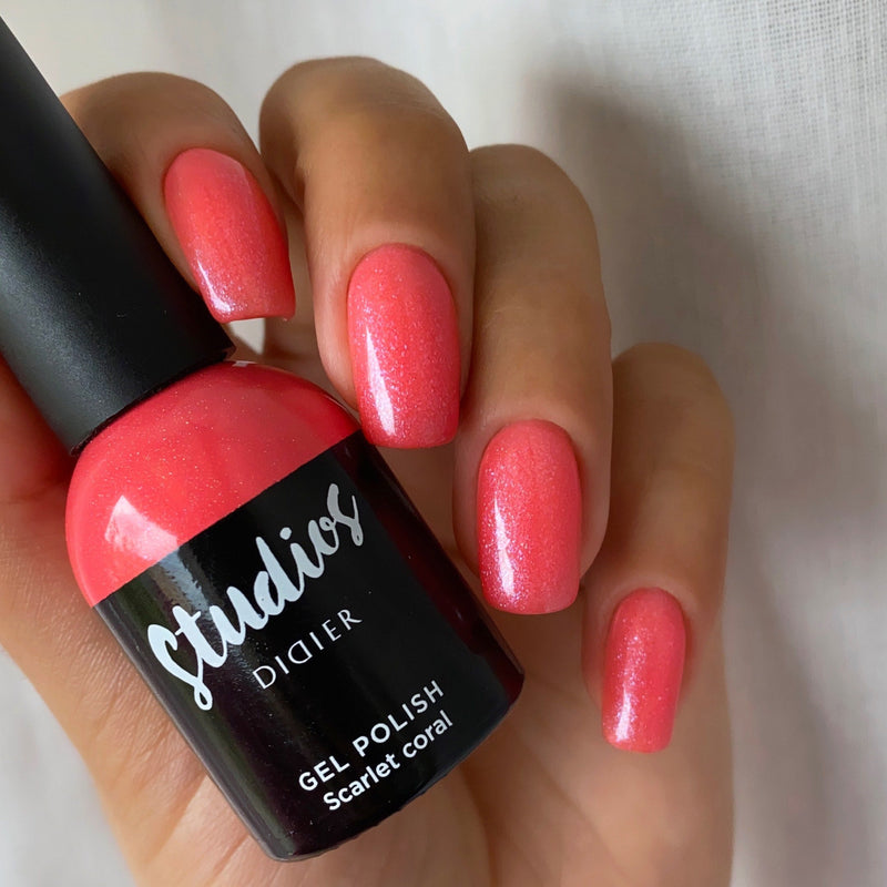 Hybrid Nagellack Studios Didier - scarlet coral,  8ml