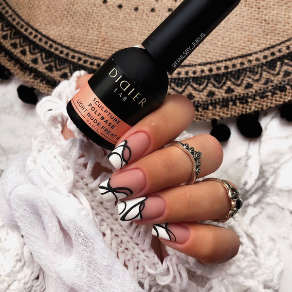 Maniküre Set mit Polybase Nude und Extra Bond