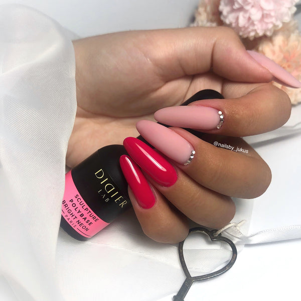 Maniküre Set mit Polybase Bright Neon und Extra Bond